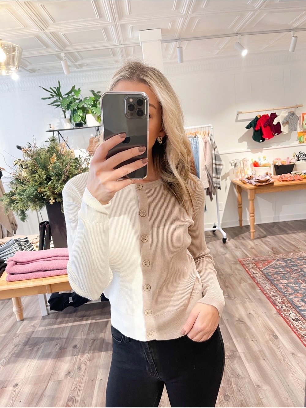 Crescent Two-Tone Ribbed Button Front Top - Cream & Beige